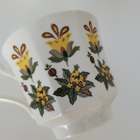Vintage | mcm 70s floral print mugs - Picture 2 of 6